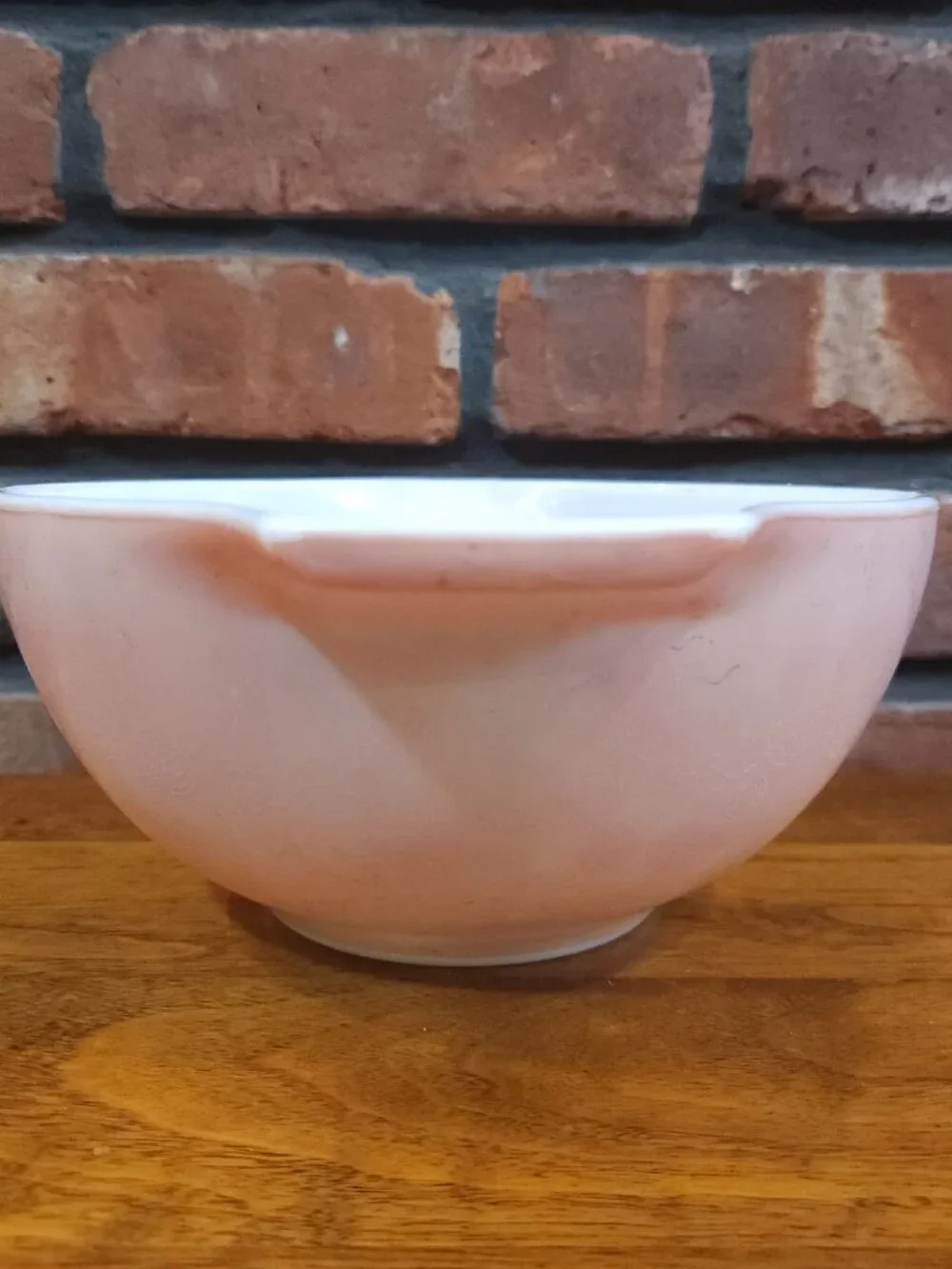 PYREX Vintage 1950s 442 1.5 Qt Gooseberry Cinderella Mixing Bowl in Pink